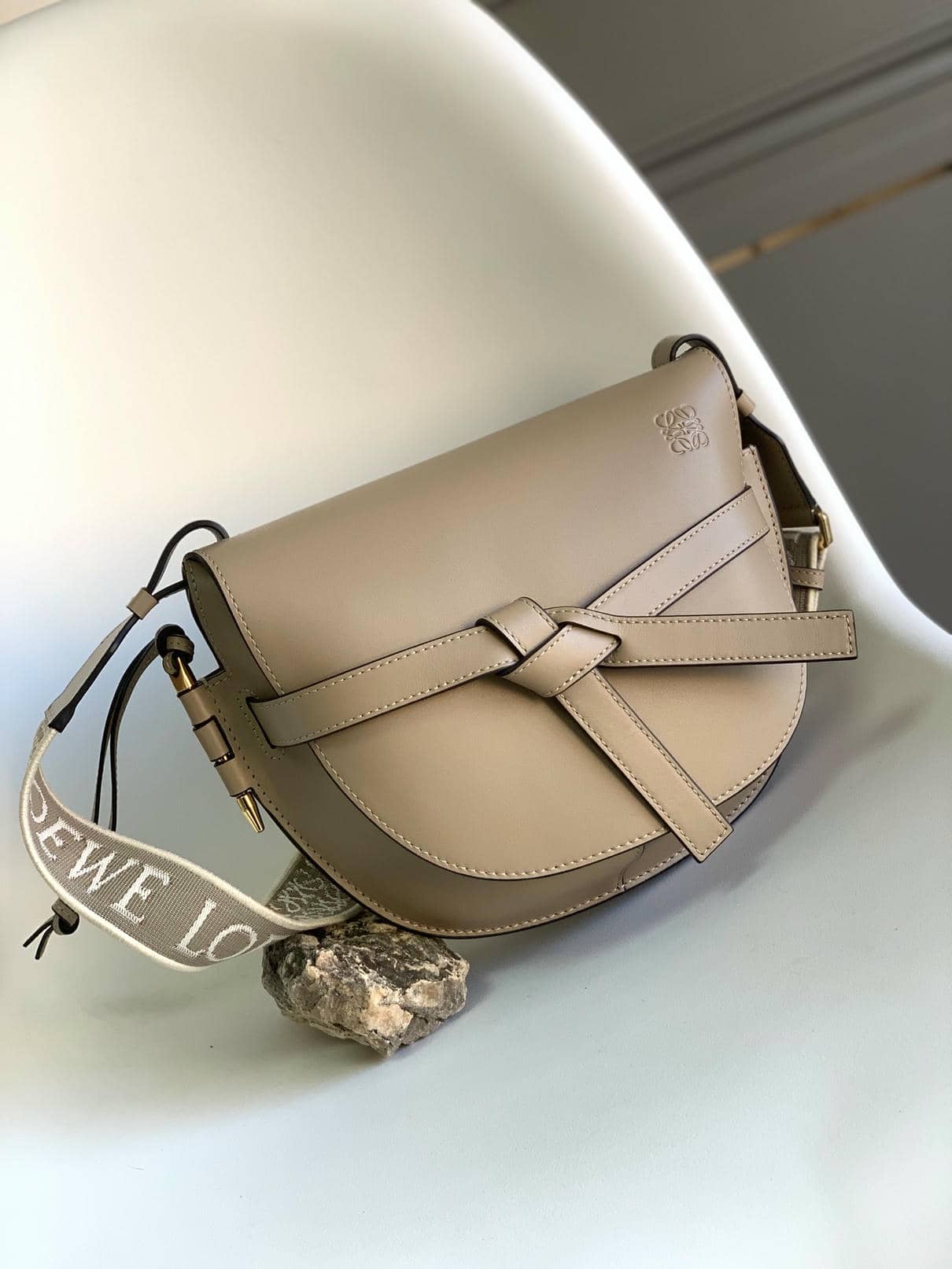 0006-Gate Saddle Bag